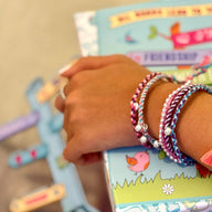 ערכה להכנת צמידים ומעמד